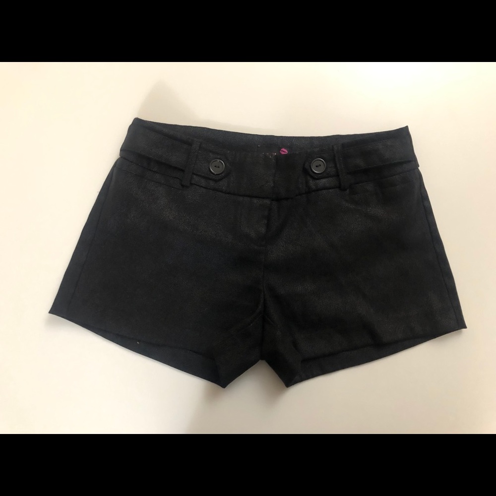 Back shorts